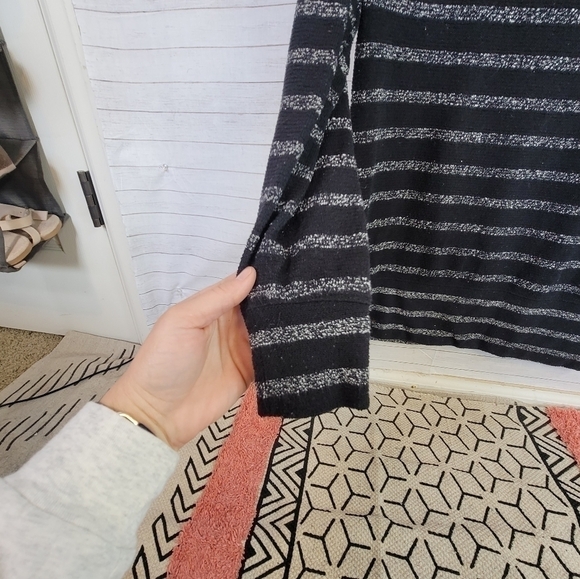 LOU & GREY COWL NECK TUNIC STRIPED SWEATER, SZ MEDIUM - Picture 2 of 10